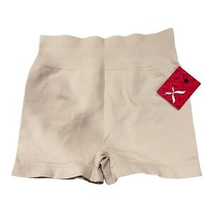 NWT Capezio The Dancemaker ribbed short size xs/s